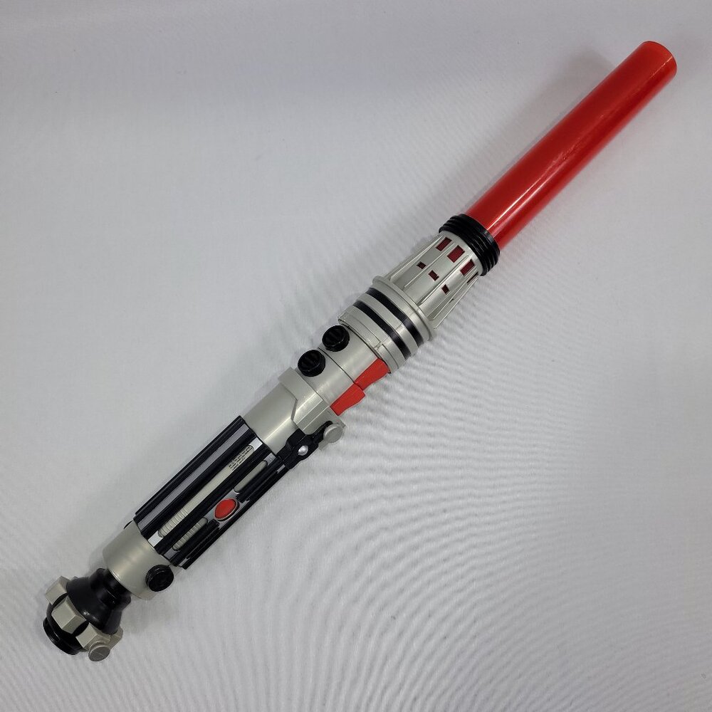 Star Wars Build Your Own 2005 Ultimate Lightsaber by Hasbro